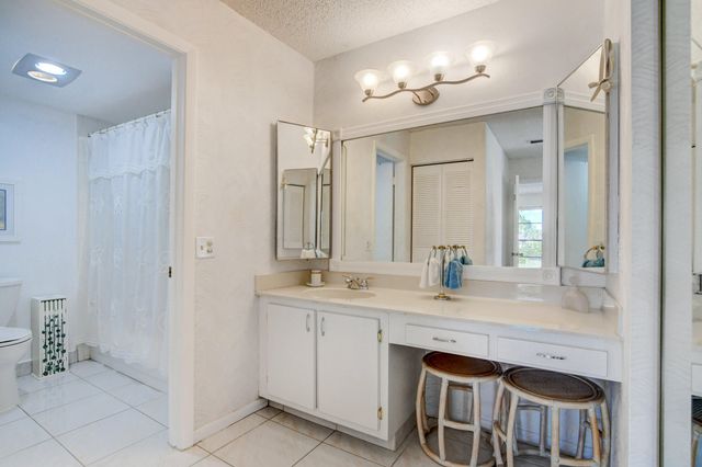 7911 Eastlake Drive H, Boca Raton, FL 33433