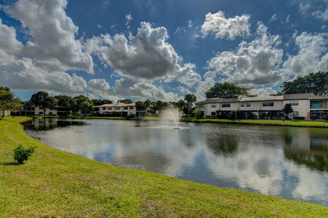 7911 Eastlake Drive H, Boca Raton, FL 33433