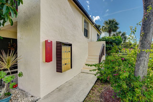 7911 Eastlake Drive H, Boca Raton, FL 33433