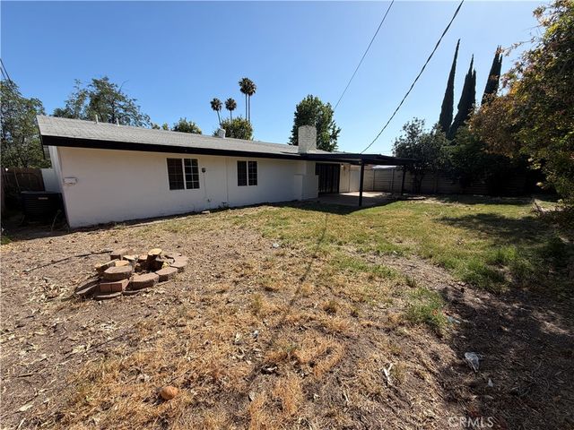 20527 Londelius Street, Winnetka, CA 91306