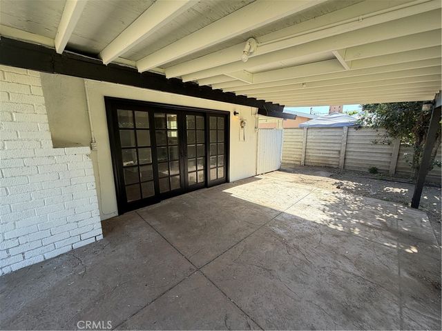 20527 Londelius Street, Winnetka, CA 91306