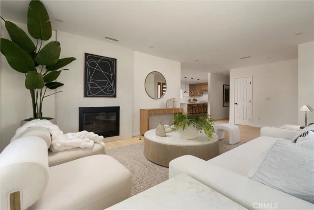 2121 South 3rd Avenue, Arcadia, CA 91006