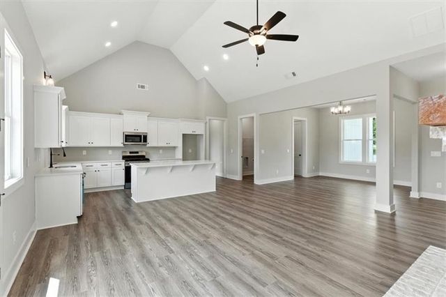 1 Mountain Chase Road, Rome, GA 30165