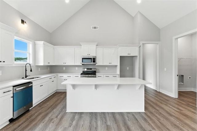 1 Mountain Chase Road, Rome, GA 30165