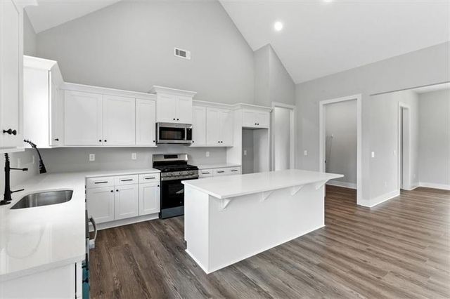 1 Mountain Chase Road, Rome, GA 30165
