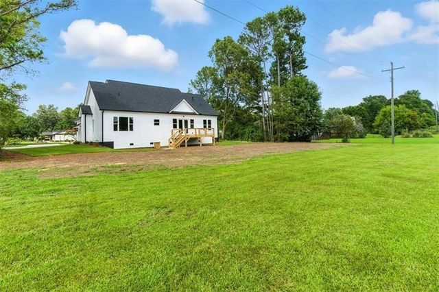1 Mountain Chase Road, Rome, GA 30165