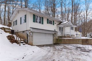 522 Spring St, Jefferson Twp, PA 16134