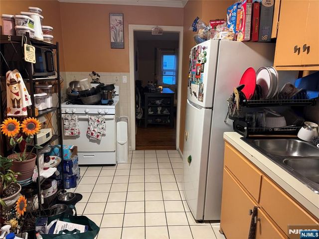 12 Exton Avenue 2, North Arlington, NJ 07031