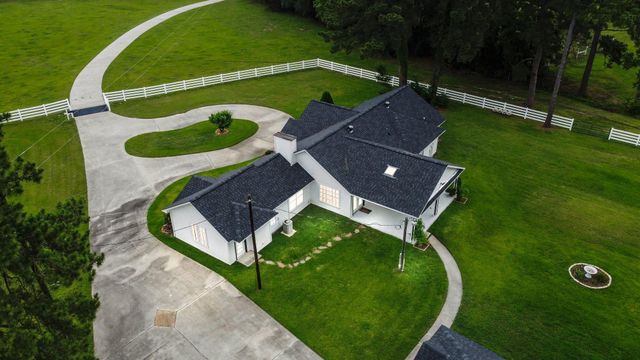 16011 Pine Country Boulevard, Tomball, TX 77377