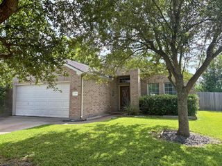2101 Laughing Gull Lane, League City, TX 77573