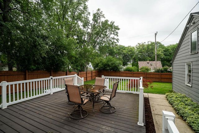 1952 N 119th STREET, Wauwatosa, WI 53226