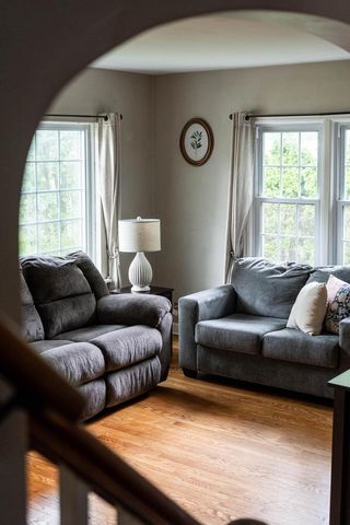 1952 N 119th STREET, Wauwatosa, WI 53226