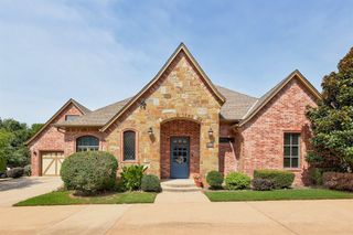 1034 Villas Creek Drive, Edmond, OK 73003