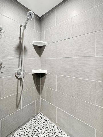 2915 N Charles Ave, Wichita, KS 67204