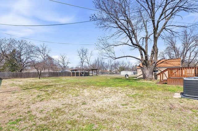 2915 N Charles Ave, Wichita, KS 67204