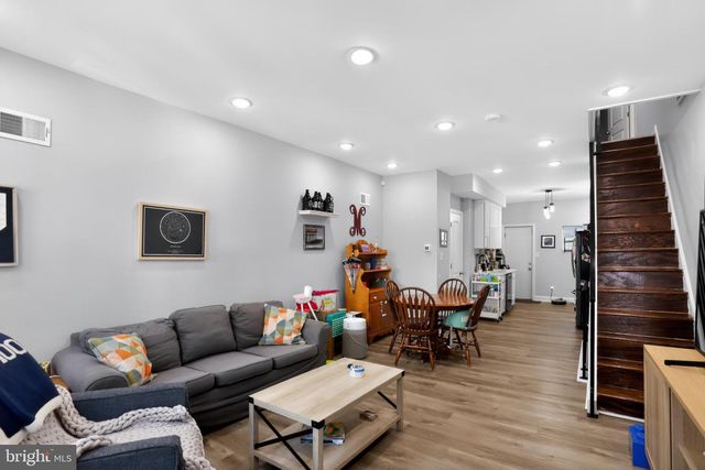 2009 S OPAL ST, Philadelphia, PA 19145