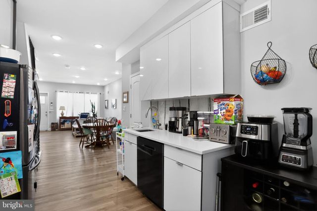 2009 S OPAL ST, Philadelphia, PA 19145