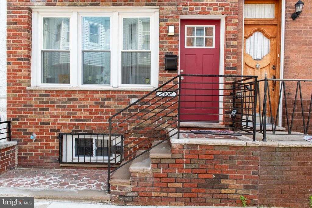 2009 S OPAL ST, Philadelphia, PA 19145