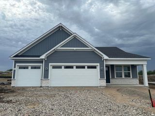 1664 Lund Way, Shakopee, MN 55379