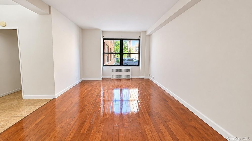 99-52 66th road 1Z, Rego Park, NY 11374 — photo 2