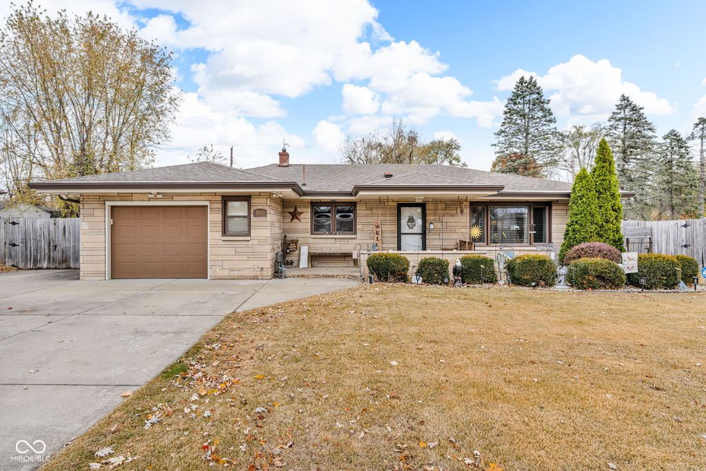 1950 Spang Avenue, Terre Haute, IN 47805