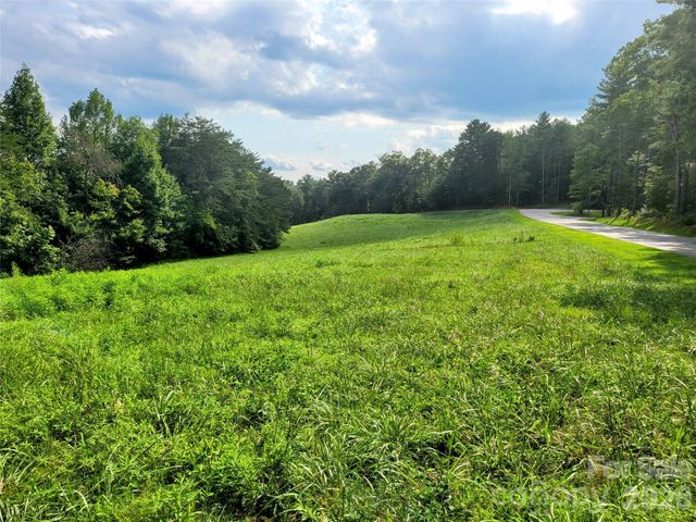 2093 Thoroughbred Way, Lenoir, NC 28645