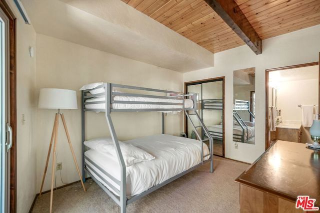 2378 Rim Of The World Drive, Running Springs, CA 92382