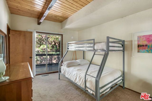 2378 Rim Of The World Drive, Running Springs, CA 92382