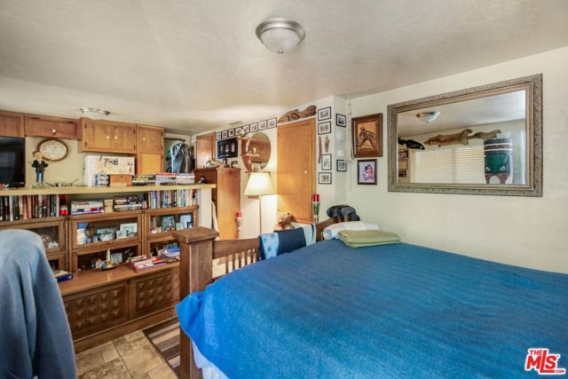 2378 Rim Of The World Drive, Running Springs, CA 92382