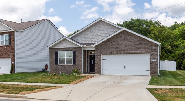 5051 Hunters Village Dr, Lebanon, TN 37087