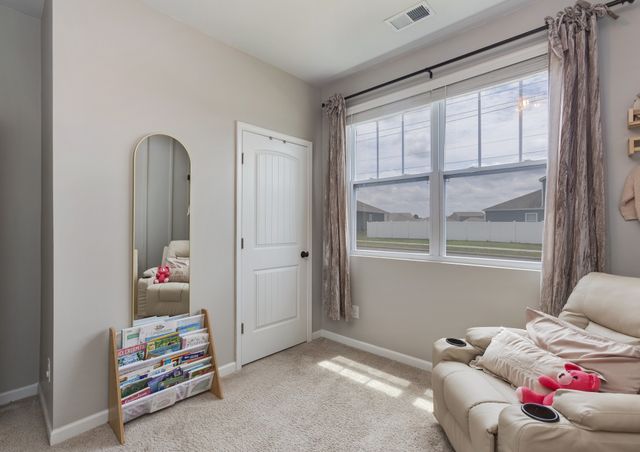 5051 Hunters Village Dr, Lebanon, TN 37087