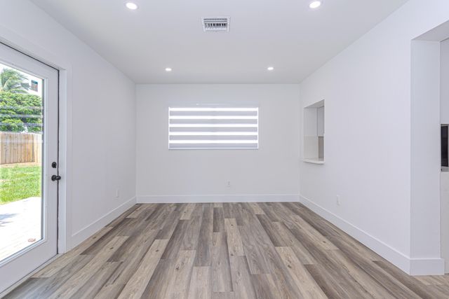 1717 N 16th Ct Court N, Lake Worth Beach, FL 33460