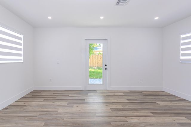 1717 N 16th Ct Court N, Lake Worth Beach, FL 33460