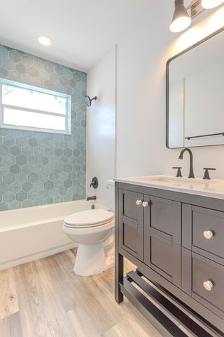 1717 N 16th Ct Court N, Lake Worth Beach, FL 33460