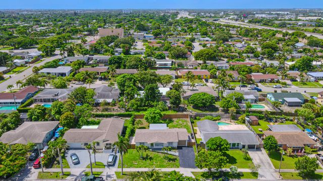 1717 N 16th Ct Court N, Lake Worth Beach, FL 33460