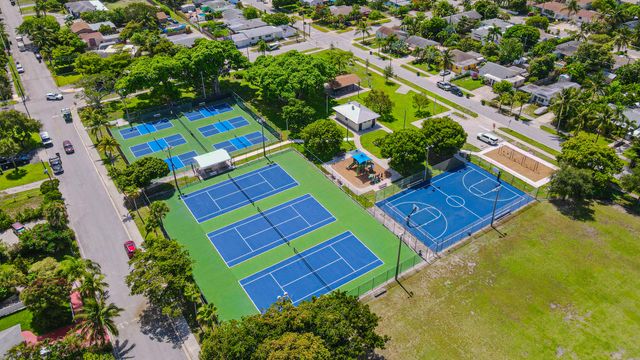 1717 N 16th Ct Court N, Lake Worth Beach, FL 33460