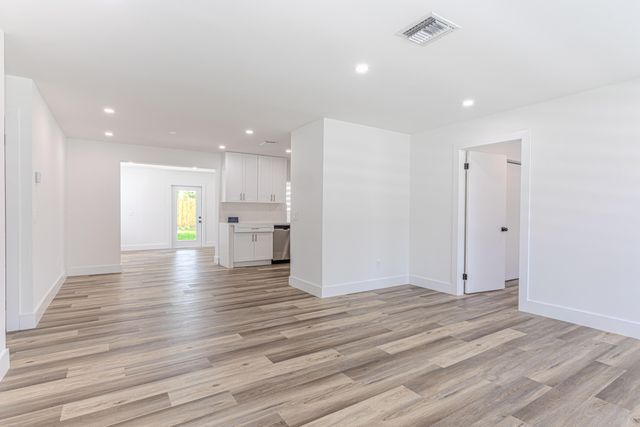 1717 N 16th Ct Court N, Lake Worth Beach, FL 33460