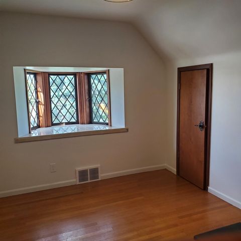 1826 Mckinley Street, Bay City, MI 48708