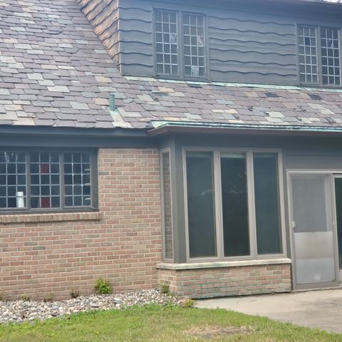 1826 Mckinley Street, Bay City, MI 48708