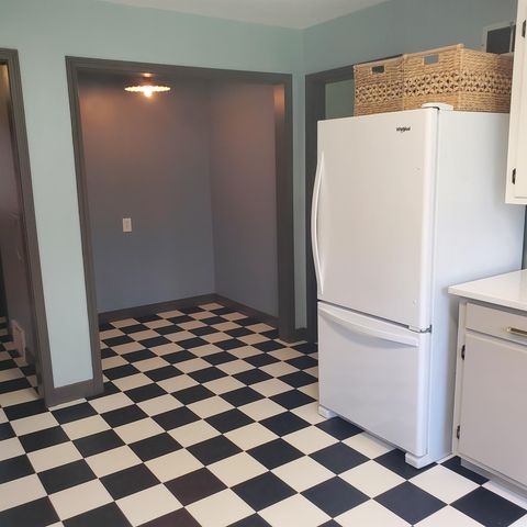 1826 Mckinley Street, Bay City, MI 48708