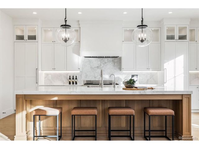 1026 S High St, Denver, CO 80209