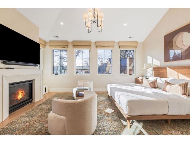 1026 S High St, Denver, CO 80209