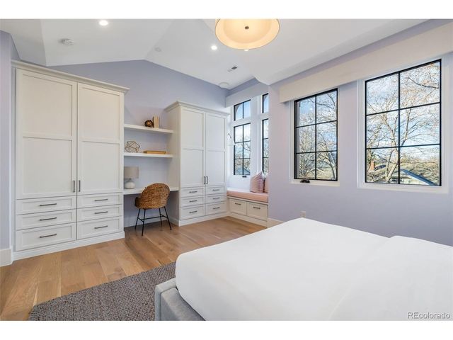 1026 S High St, Denver, CO 80209