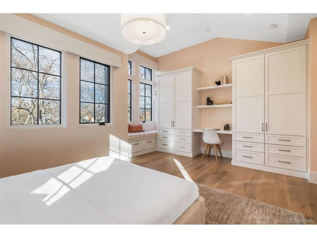 1026 S High St, Denver, CO 80209