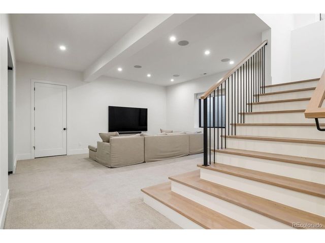 1026 S High St, Denver, CO 80209