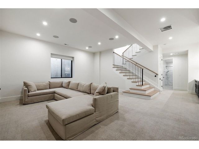 1026 S High St, Denver, CO 80209