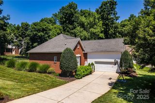 2124 Congress Court, Kannapolis, NC 28083