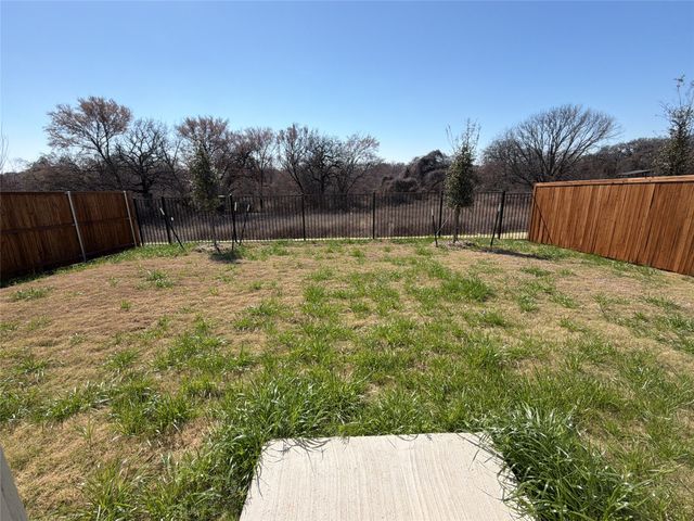 1861 Ventasso Boulevard, Providence Village, TX 76227