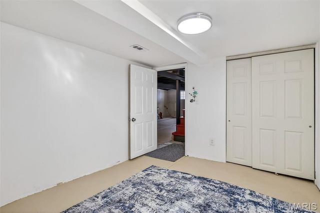 5139 Goethe Avenue, St Louis, MO 63109