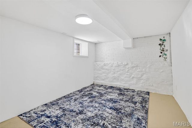 5139 Goethe Avenue, St Louis, MO 63109